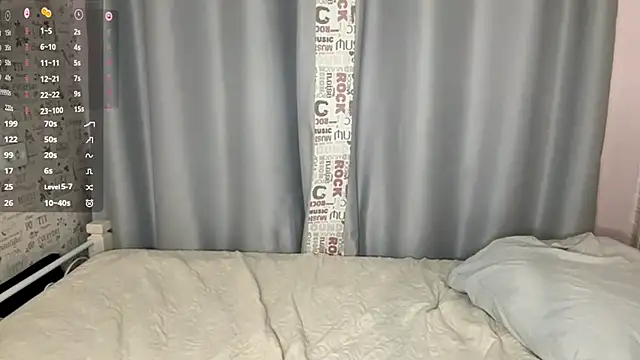 LinetteFay webcam