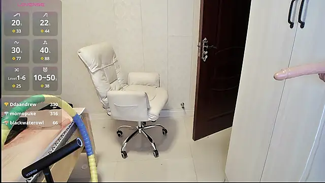 Happy-caomei webcam
