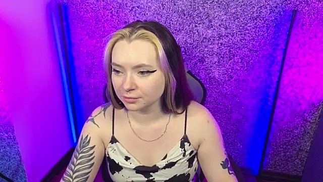 SadPotato_ webcam