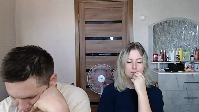 Kristy-Max webcam