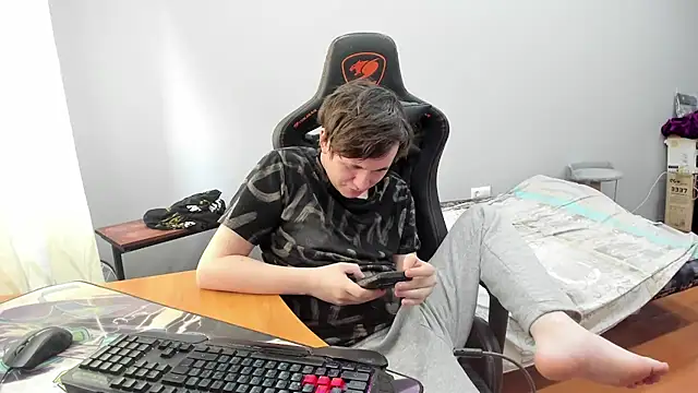 iliaskrislove webcam