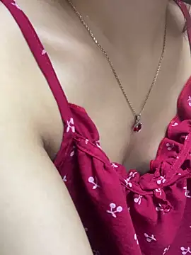 Mina048 webcam