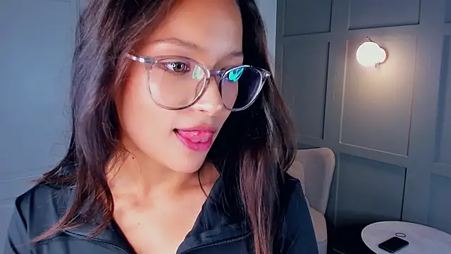 AlysonFiglioli webcam