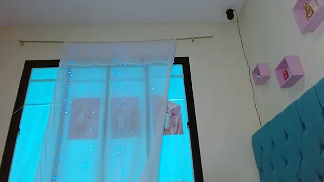 leslyassbrownatm webcam
