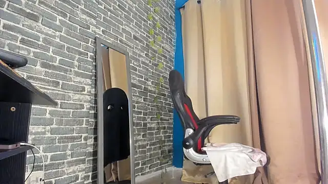 iam_samy_ webcam