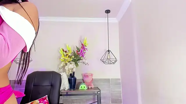 AlanaJones1