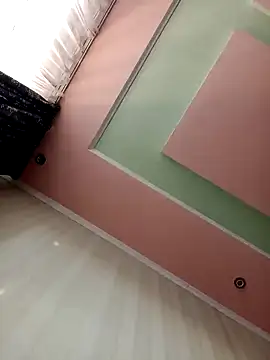 uzhili - Uzhili's free webcam