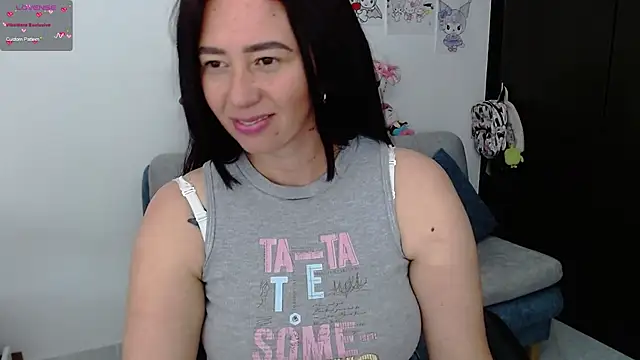 live sex cam porn Sara Hott 1