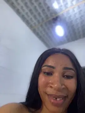 Bigboobs-AfroMina webcam