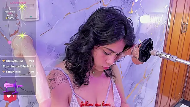 zyle_boobs