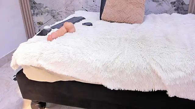 JessyEvanss webcam