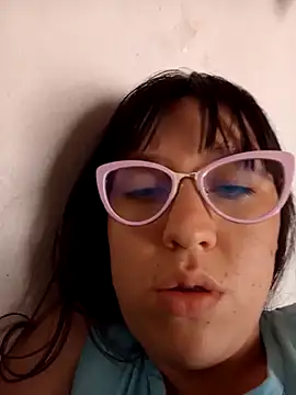 lareinalareinadelanal webcam