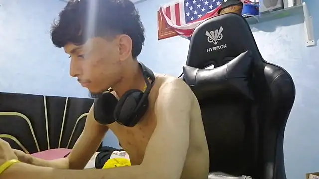 Dark_DesireX webcam