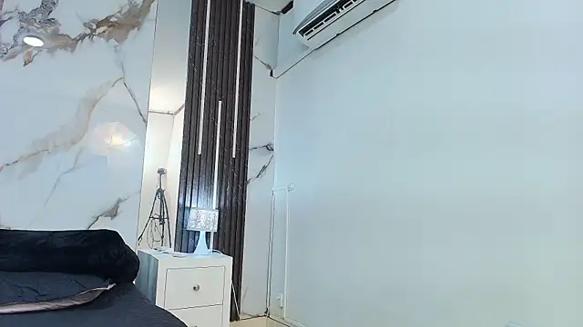 Tiifany_Baker webcam