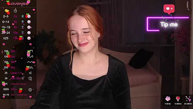 lunasweet18 - LunaSweet18's free webcam
