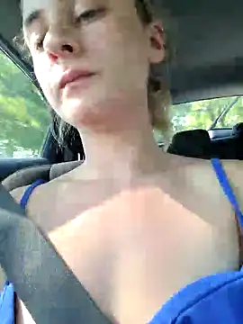 Melly4You webcam