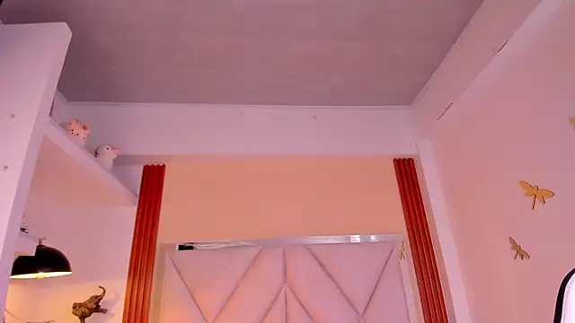 Happy_tits webcam