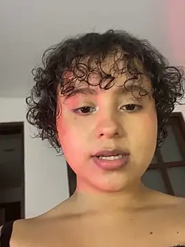 lou_cute webcam