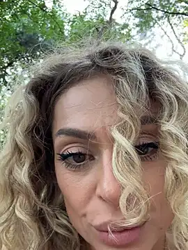 curlynatasha