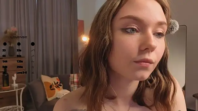luellavisalli - LuellaVisalli's free webcam - UK Sex Cams