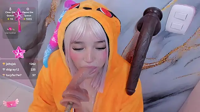 hinata_dolly webcam