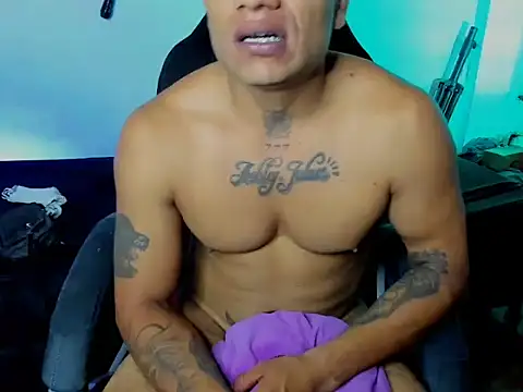 zeus_7777 webcam