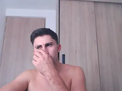 ChrisDamon webcam