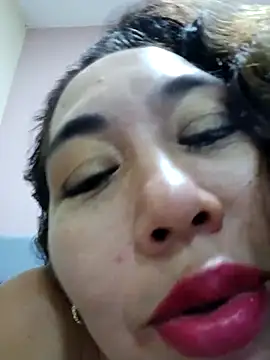 anniecoopeer webcam