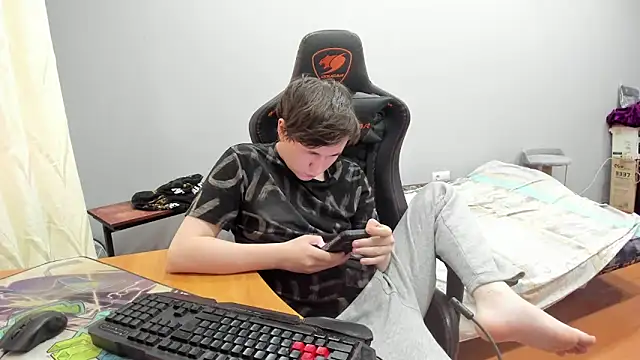 iliaskrislove webcam