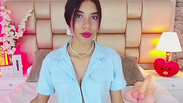 BellaHarper1 webcam
