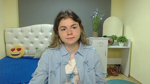 TinaRedly webcam