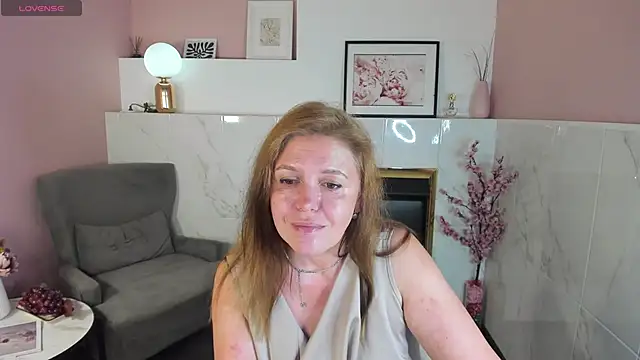 Mrs_Lauren webcam