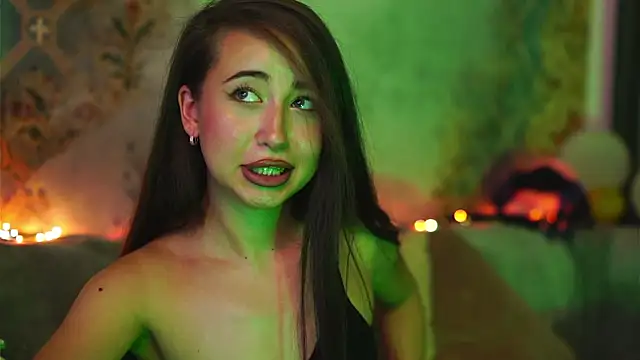 CarlaGavin webcam