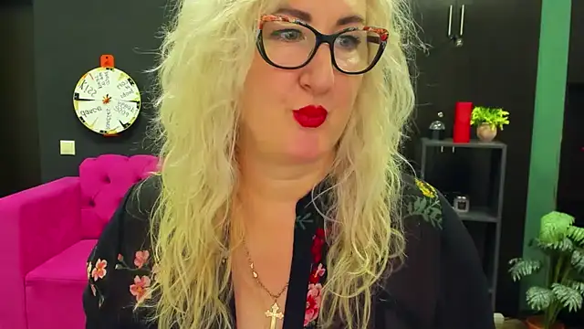 ChristyBrooks webcam