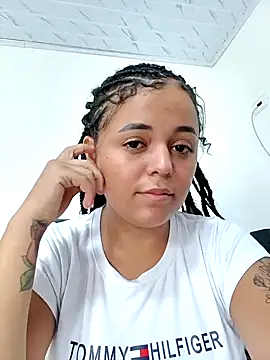 DirtyGirlWithBigTits- webcam