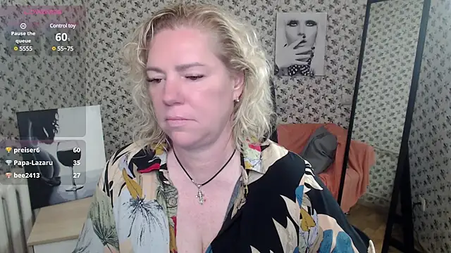 unsual_milf webcam