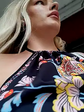 Dirtyfeelin webcam