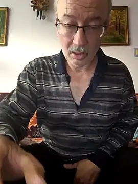 cumloverboyxx69 webcam