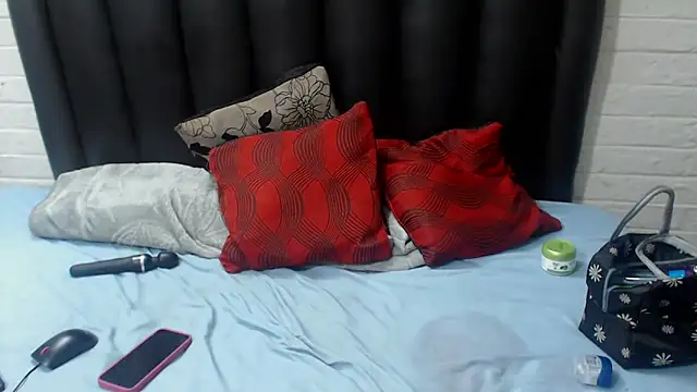 CandyBoobsx92 webcam