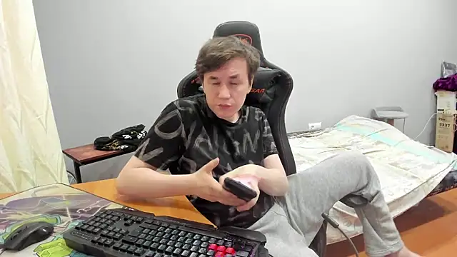 iliaskrislove webcam