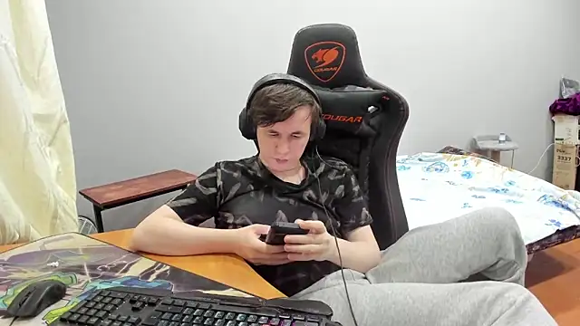 iliaskrislove webcam