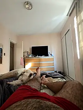 MysterBearMG webcam