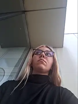 PixieCrush webcam
