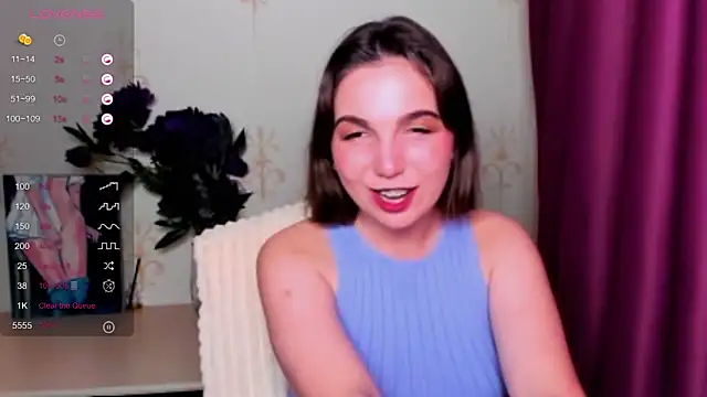 KindHazelHere_ webcam
