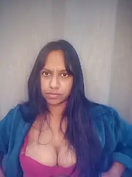 Phatmilfbitch webcam