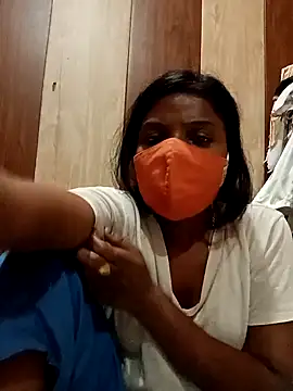 Naina_callgirl webcam