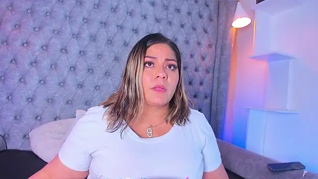 isabella_horney_ webcam