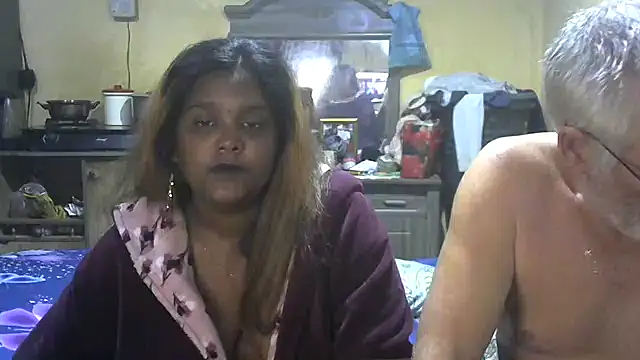 crazylover570 webcam