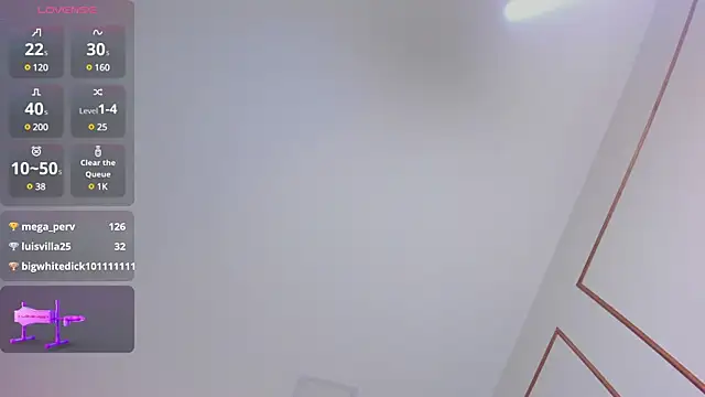 sara__jones_gh webcam