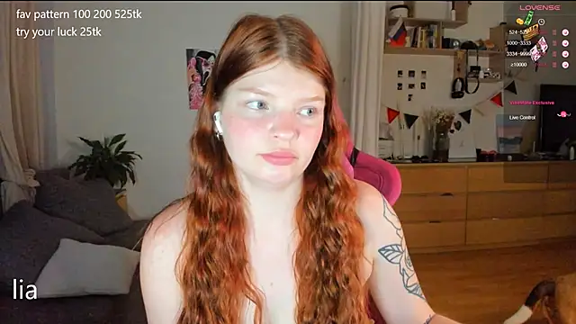 lil_lia webcam